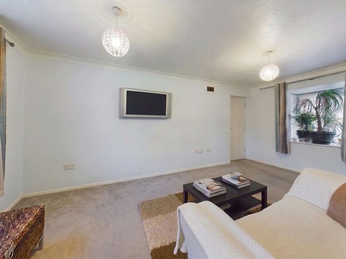 Property Image 0 Image 0
