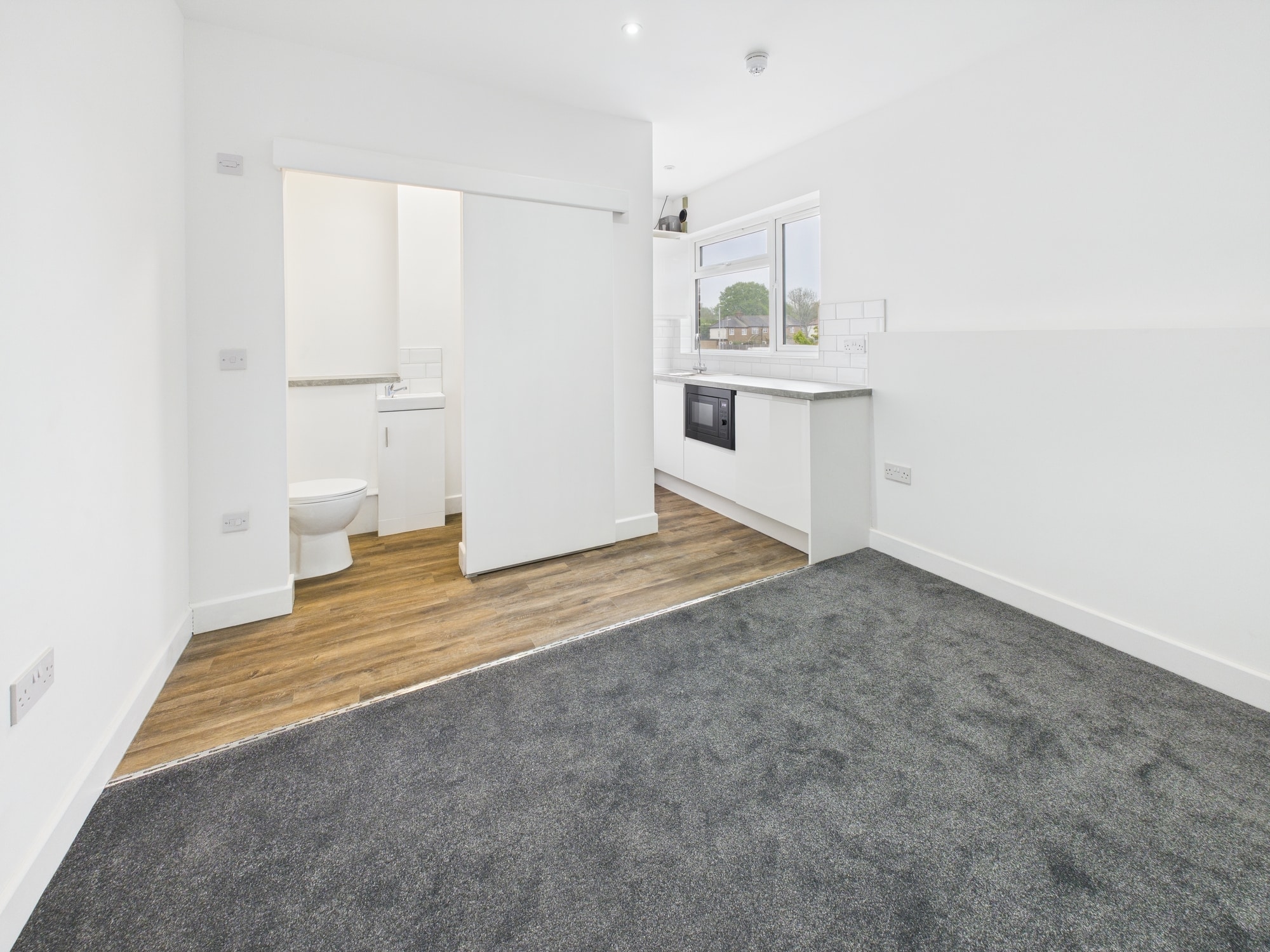 Property Image 0 Image 0