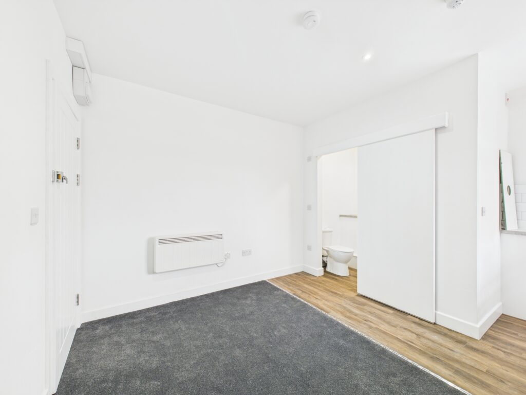 Property Image 0 Property Image 0