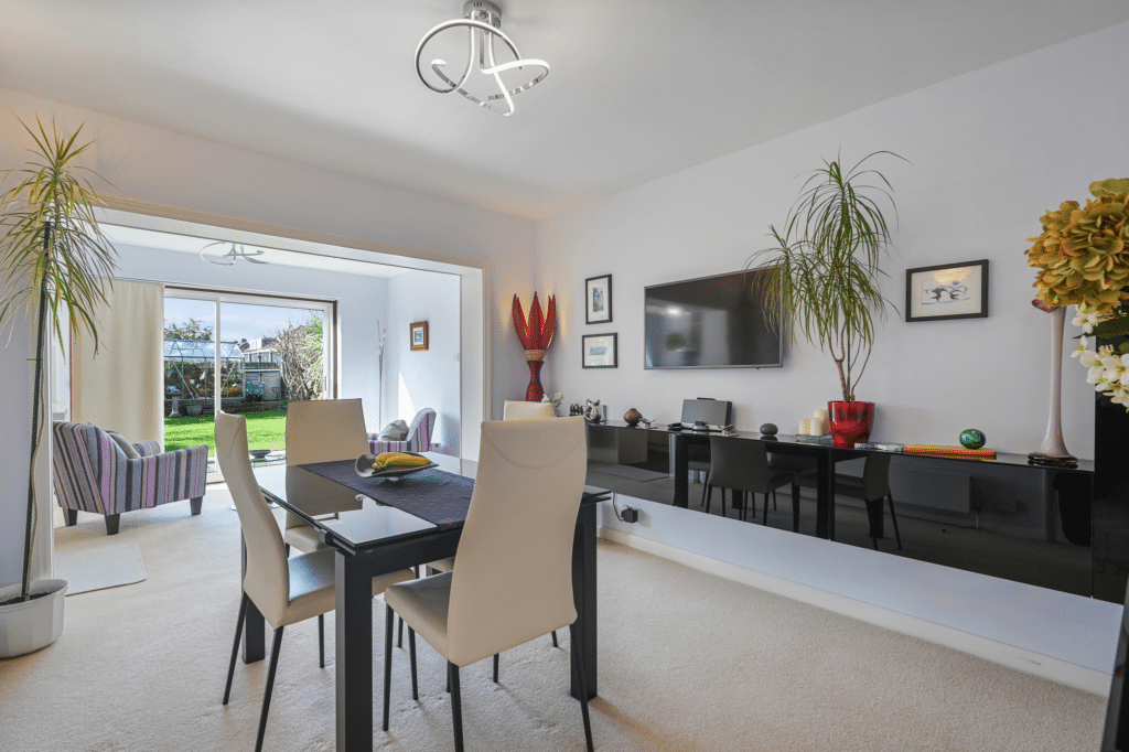 Property Image 0 Property Image 0