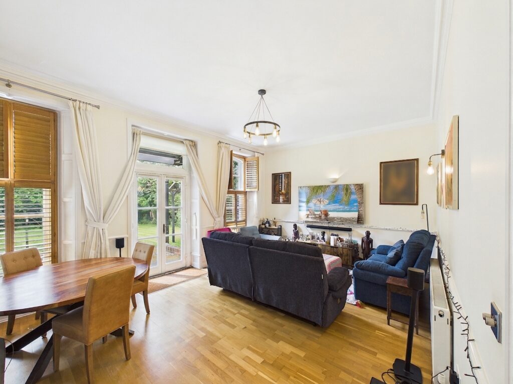 Property Image 0 Property Image 0