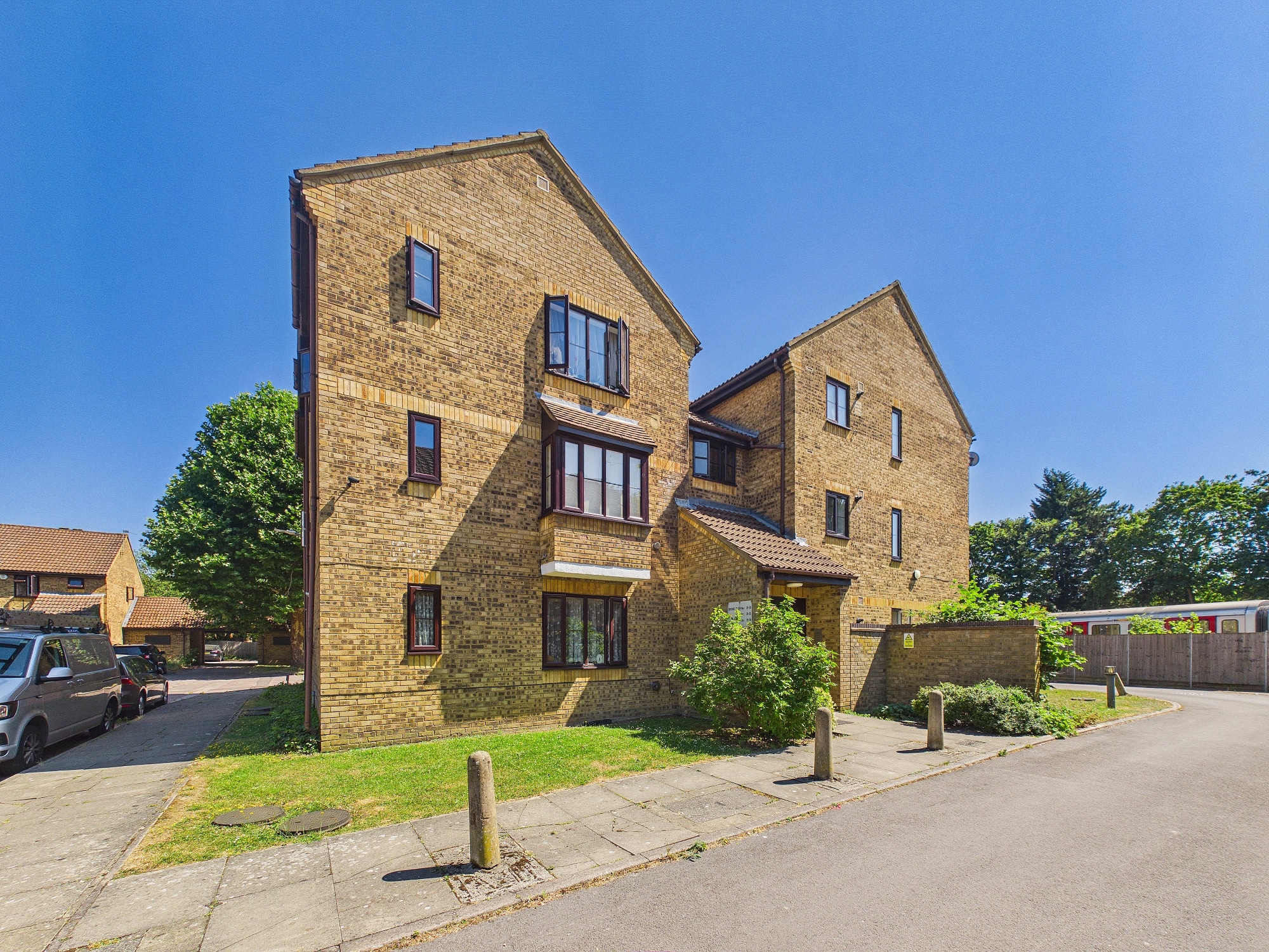 Property Image 0 Image 0
