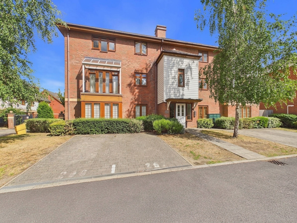 Property Image 0 Image 0