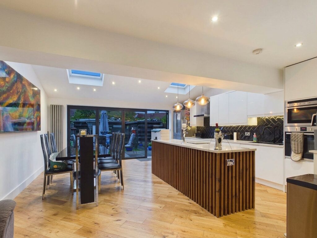Property Image 0 Property Image 0